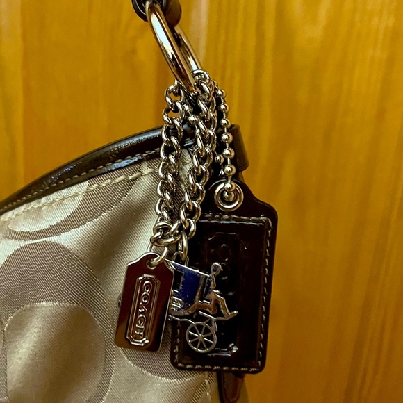 Coach Signature Hobo Bag - Picture 4 of 6